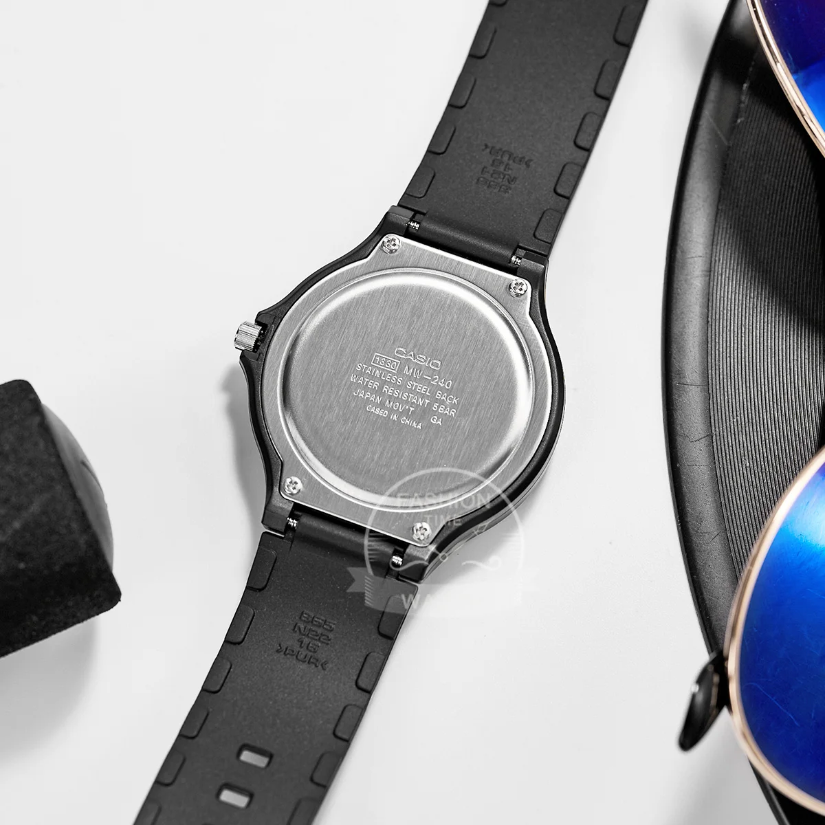 CASIO MW-240 Series Men's Anal - đánh giá và giá Casio Watches Smartwatch
